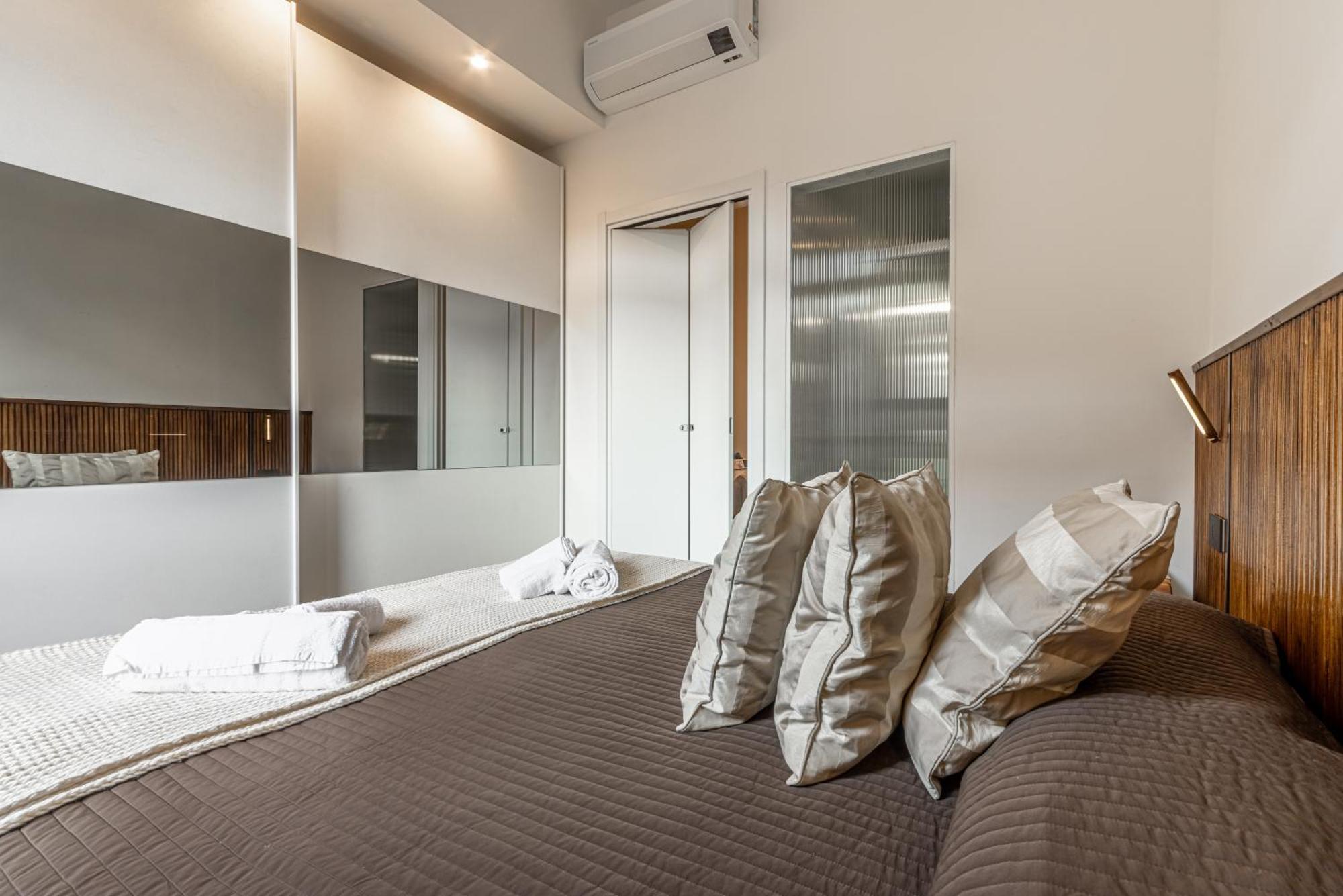 Luxury Design Apt, Comfy W/ A/c, Wifi & Netflix * Milan